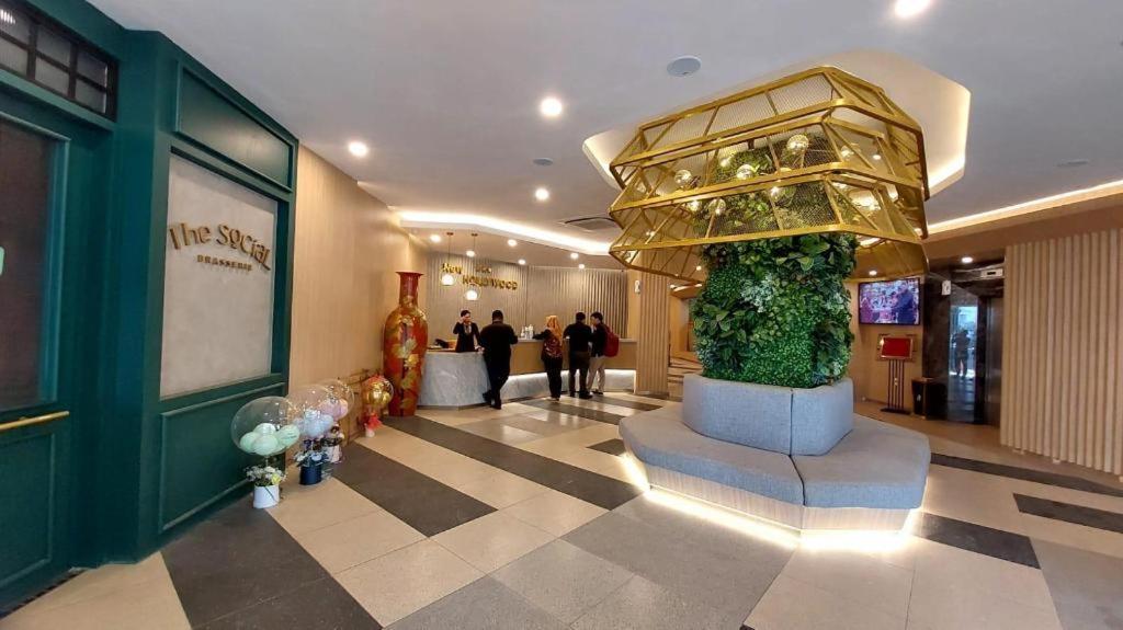 פקאנבארו New Hollywood Hotel מראה חיצוני תמונה