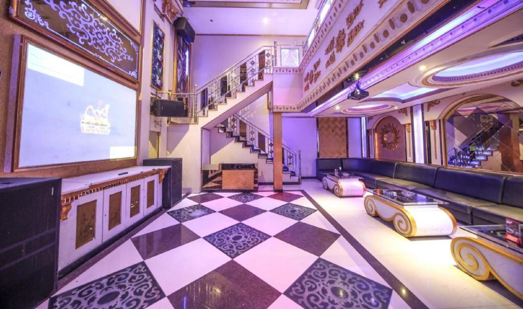פקאנבארו New Hollywood Hotel מראה חיצוני תמונה