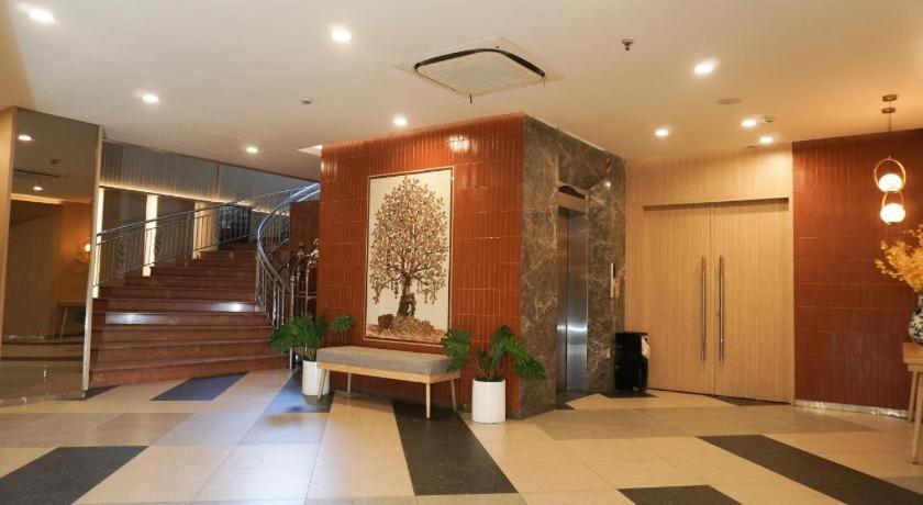 פקאנבארו New Hollywood Hotel מראה חיצוני תמונה