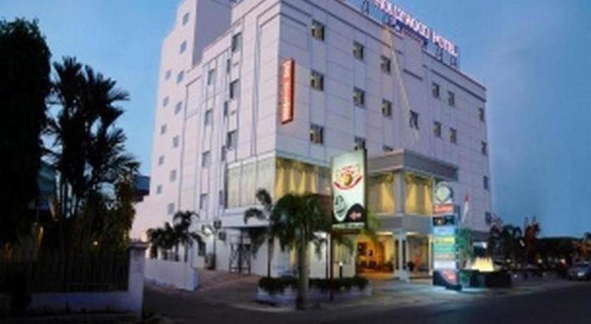פקאנבארו New Hollywood Hotel מראה חיצוני תמונה